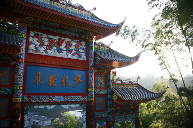 龙隐寺